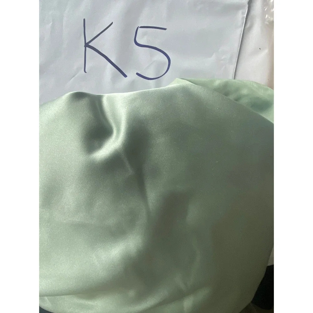 N/A material silk
